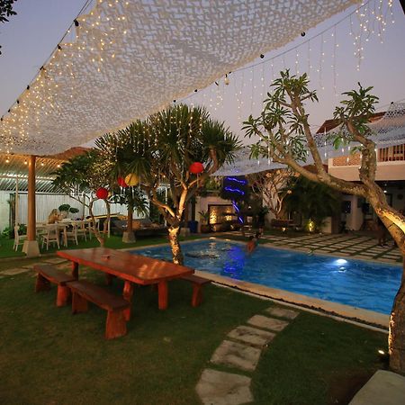 3 Monkeys Lembongan Studio Apartments Bagian luar foto