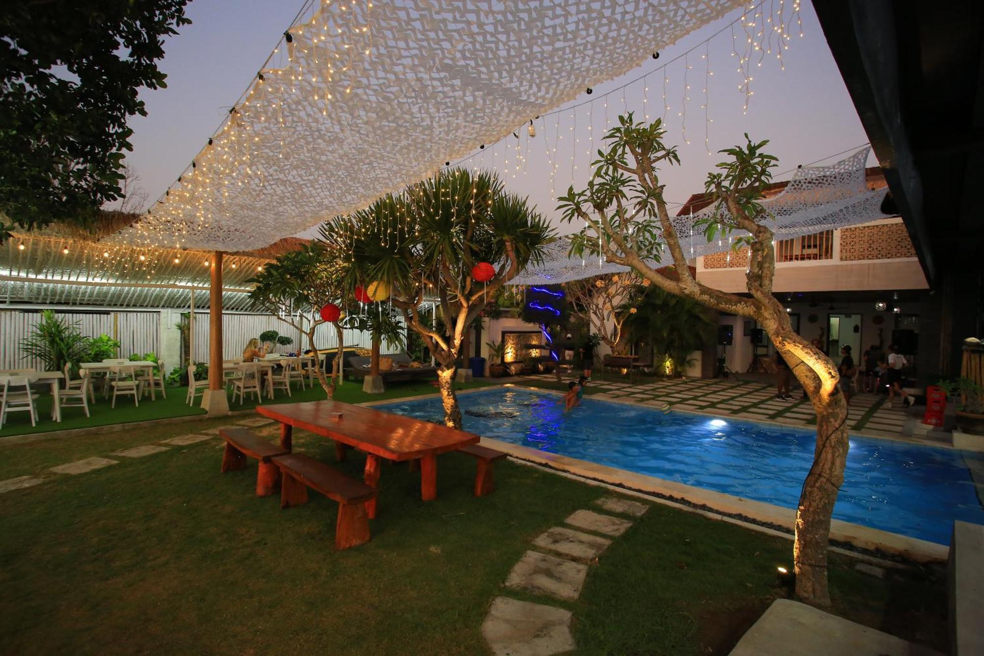 3 Monkeys Lembongan Studio Apartments Bagian luar foto