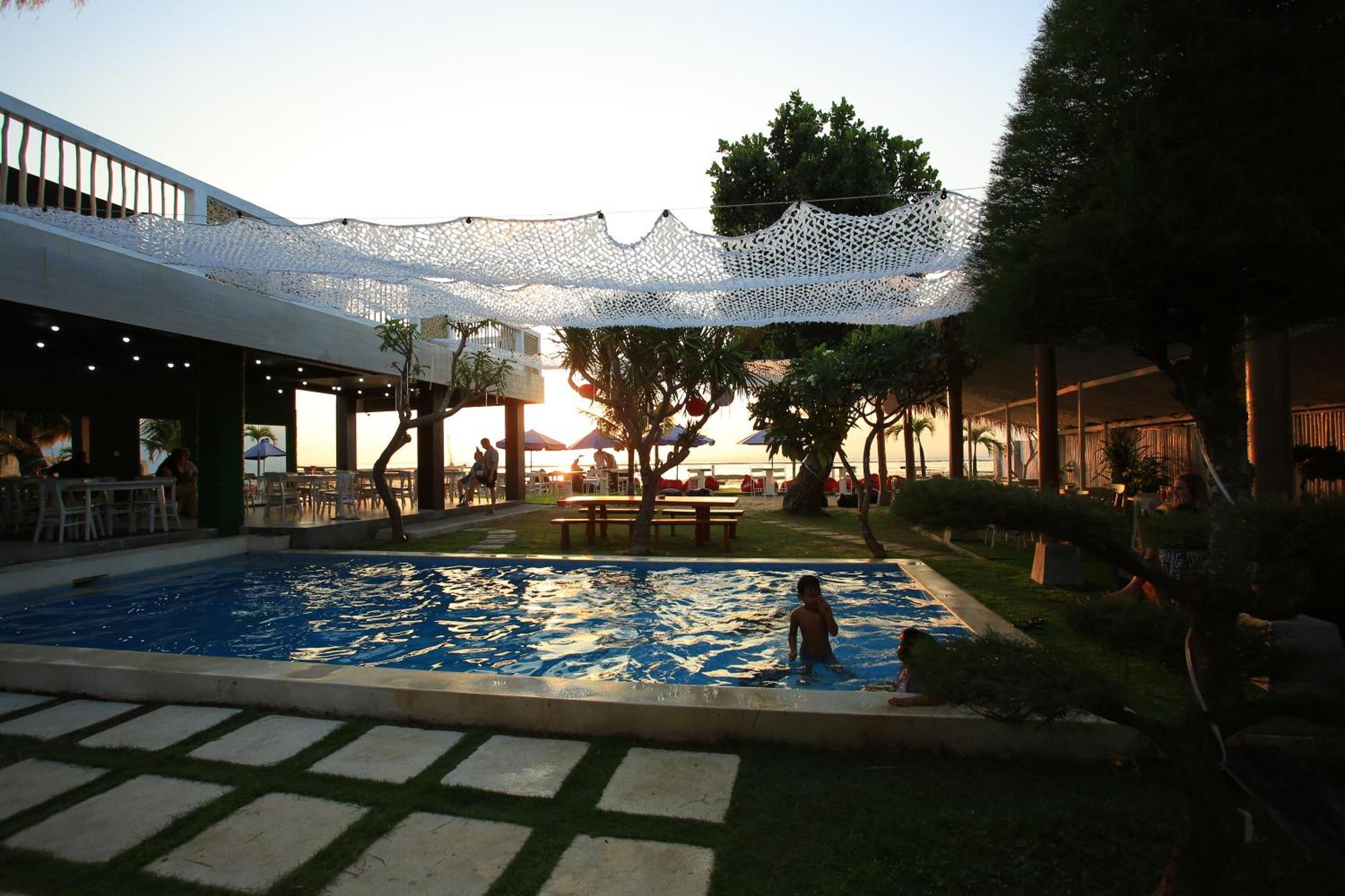3 Monkeys Lembongan Studio Apartments Bagian luar foto