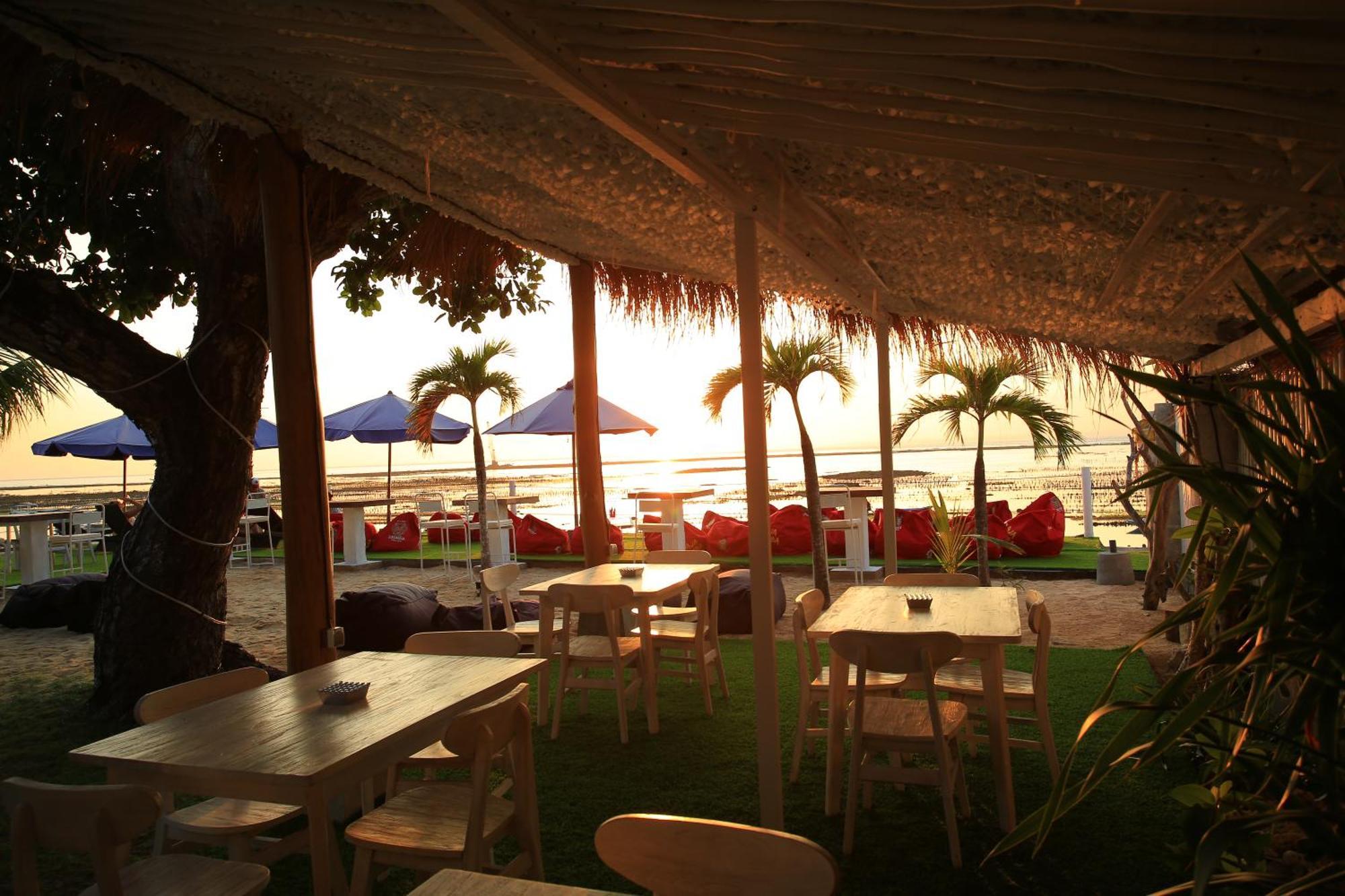 3 Monkeys Lembongan Studio Apartments Bagian luar foto
